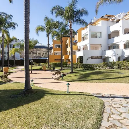 Golden Mile Luxury Ground Floor Near Puente